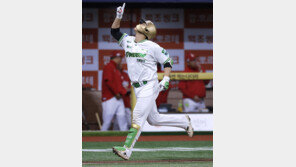 ‘김건희 만루포’ 키움, SSG와 3연전 싹쓸이…삼성, KT 꺾고 단독 선두