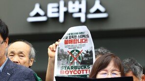 ‘탱크데이’ 난리인데…중·고생 42% “유튜브로 역사 접해”
