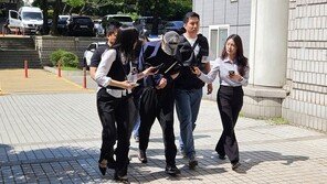 배우 김규리 자택 침입 40대…구속 심사 출석해 묵묵부답