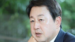 “청산 중”이라던 김용남 대부업체, 선거운동 3일전 등록 갱신
