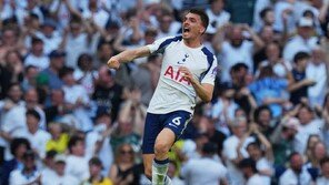 손흥민 떠난 토트넘, 에버턴 1-0 꺾고 EPL 최종전서 극적 잔류