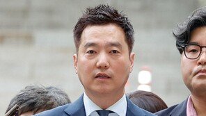‘김수현 명예훼손 혐의’ 김세의 구속… 법원 “증거인멸 우려”