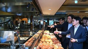 대전 성심당 “튀김 소보로, 로봇이 튀기고 AI가 맛본다”