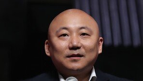 ‘특수교사 고소’ 주호민 “사건, 만화로 그리는 중…작품으로 승화”