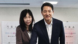 오세훈, 용산서 사전투표 “민주주의 미래-독재 갈림길”