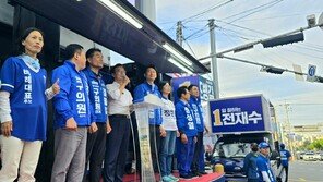 전재수, 부산 전역 릴레이 유세… 박형준, 서민-청년층 밀착 행보