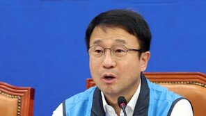 與 “尹 등에 업고 나타난 무능한 지방권력 심판해야”