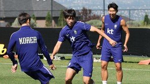 대체 발탁된 조위제 ‘적응 도우미’ 자처한 주장 손흥민