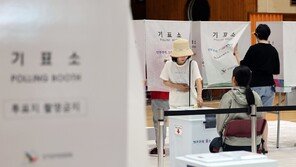 지방선거 오후 5시 투표율 57.4%…60%선 넘나