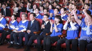 광역 11곳 우세 민주 “국정 안정에 힘 싣는 민심 확인”