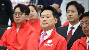 공들인 충청 4곳 모두 열세…장동혁, 40분만에 자리 떠