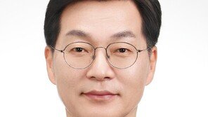 민선 31년 ‘보수 아성’ 강릉시장… 민주당 김중남 3수 끝 당선