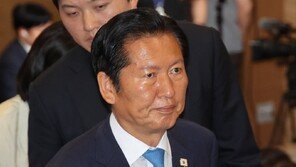 정청래 “국민 현명한 선택…다만 서울 탈환하지 못해 아파”