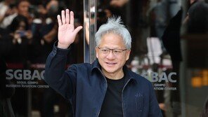 [속보]젠슨 황 “한국에 몇가지 깜짝 선물 준비돼 있어”
