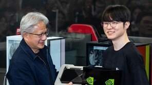 “한국이 e스포츠 만들었다”…젠슨 황, 총수들보다 먼저 찾은 페이커