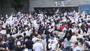 잠실 개표소 봉쇄 사흘째 집회… “참정권 침해 문제”