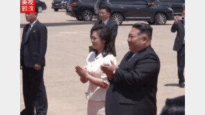시진핑 평양 도착…김정은·리설주, 공항서 영접