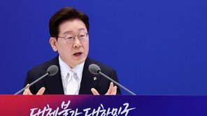 李 “검사 보완수사권, 정부 입장 고집않고 국회에 맡길 것”