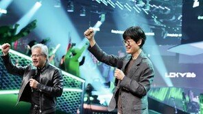 치지직 라방 등장한 젠슨 황 “채팅 속도가 e스포츠 챔피언 수준”