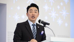 강훈식, 정청래 패싱 논란에 “당이 더 바쁠 때…배웅 인원 최소화”