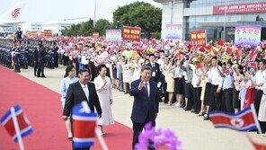 시진핑, 김정은에 감사전문…“중북관계, 새로운 역사적 여정”