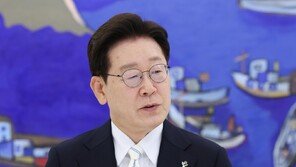 李대통령 “잠실 시위 경찰에 모욕·조롱 도넘어…폭력 없어야”