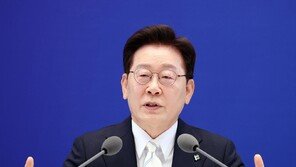 李, 필리프 국왕 만나 “벨기에가 6·25전쟁 참전해 싸워줘”