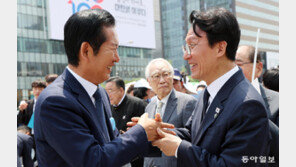 정청래 “의총 생중계하자”… 친청-친명 지방선거 책임 격돌 예고