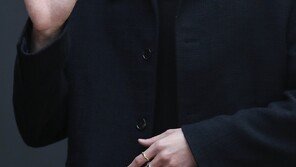 이재욱, 입대 후에도 열일…‘섬보이’ 방송 이어 가수 데뷔