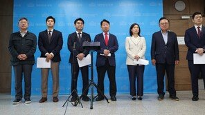 국힘 소장파 “부정선거 음모론 장동혁 물러나라”