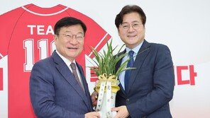 정점식 “야당 쓴소리도 국정에 반영을” 홍익표 靑수석에 당부