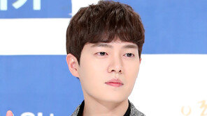 ‘윤창호법 1호 연예인’ 손승원, 5번째 음주운전…징역 1년 법정구속