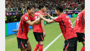 황인범 동점골-오현규 결승골, 한국 체코에 2-1 극적 역전승..32강 진출 ‘파란불’