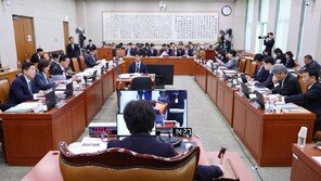 여야, 법사위원장 놓고 신경전…국힘 “지선 민심 따르려면 야당이” 민주 “적반하장”