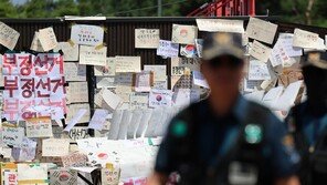 ‘봉쇄 12일째’ 잠실개표소 경찰 진입 시도…시위대 대치 ‘긴장 고조’