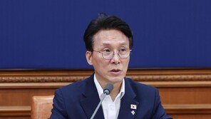 金총리 “무슨 권리로 통행 막나” 잠실 시위대 불법행위 엄단 강조