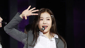‘르세라핌 탈퇴’ 김가람, 배우 전향…이요원·하석진과 한솥밥