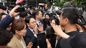 與원내지도부, 올공 봉쇄 시위 첫 방문…“체육인 고통 심각해”