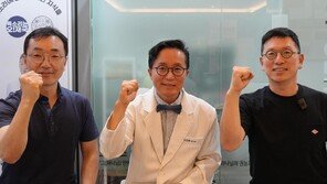 목에 힘빼고 “하아~” 하품으로 성대 열면 ‘고음불가’ 탈출[이진한 의학전문기자의 메디컬 체험]