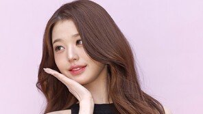 장원영, 악플에 전쟁 선언…스타쉽 “끝까지 법적 책임 물을 것”