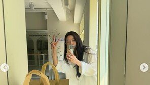 ‘포미닛 17주년’ 권소현, 멤버들 챙겼다…“언니들에게 배송 완료”