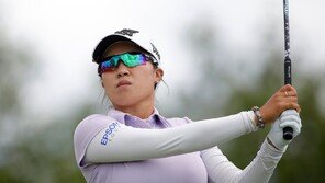 ‘홀인원’ 강민지, LPGA 마이어 클래식 2R 공동 4위…선두와 2타 차