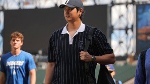 MLB 슈퍼스타 오타니, 둘째 출산 휴가…볼티모어전 결장