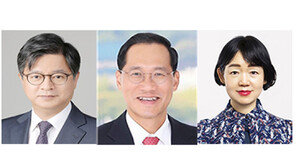 [속보]靑 홍보수석 성기홍·민정수석 한찬식·사회수석 김경자