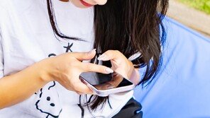 “책 없이 몸만 오세요”… 서울 ‘크레마클럽 QR’ 시범 운영