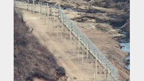 北, MDL 100m 안까지 철책 설치…합참 “명백한 정전협정 위반”