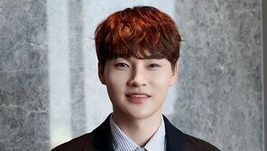 가수 박서진 잠실 콘서트 취소…올공 시위 여파