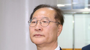 ‘내란 가담’ 박성재, 1심 징역25년 법정구속… 구형보다 5년 높아