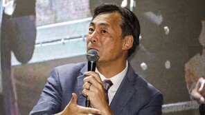 법원, 모스 탄 출국정지 취소 소송 재판부 기피 신청 기각