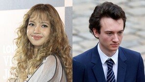리사, LVMH 3세 아르노와 결별설…“사생활 질문 삼가달라”
